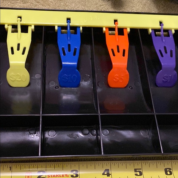 Play Money Set with Coins and Bills - Picture 10 of 10